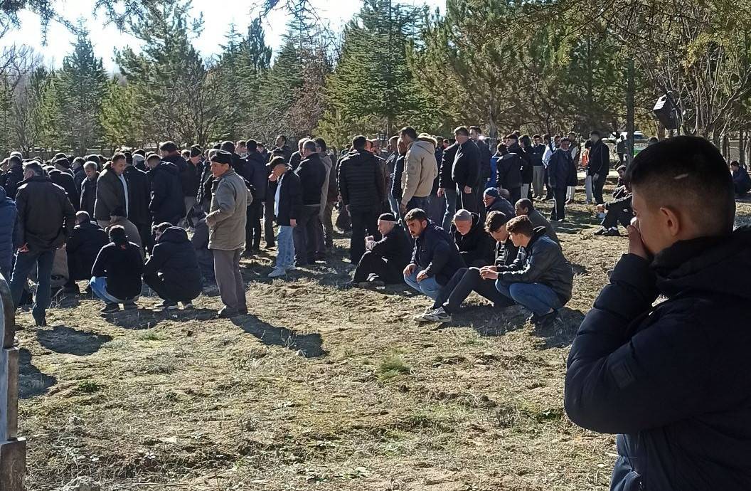 Konya’daki feci kazada can veren baba ve oğluna acı veda 7